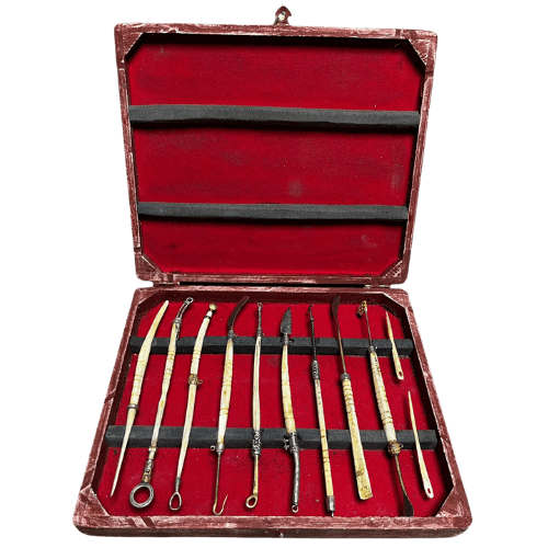 Eski Çağ Tıbbi Aletler Seti